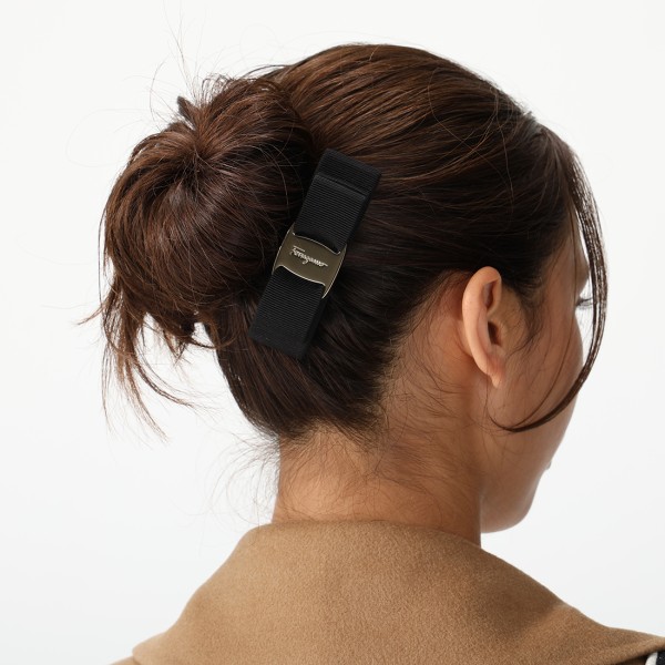 ☆未使用☆【フェラガモ】バレッタ 楽天市場】【30日0時〜24h限定ポイント5倍】 フェラガモ