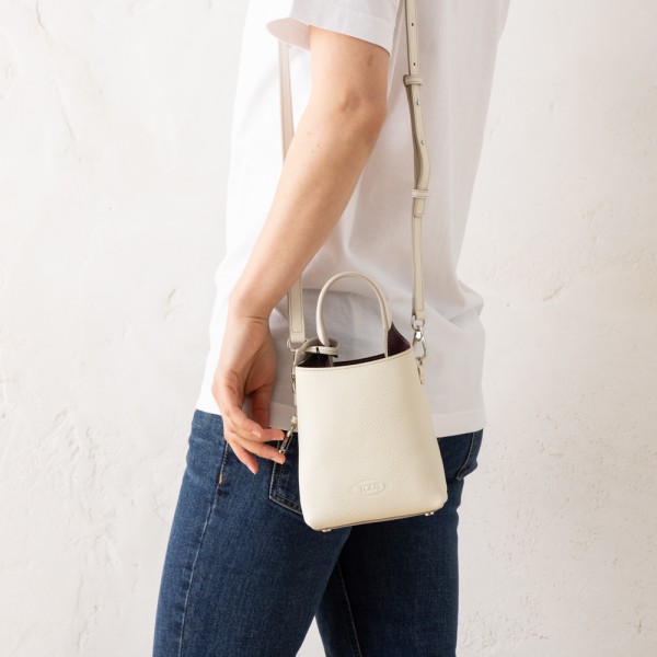 楽天市場】TODS トッズ ストロー&レザー ショッピング バッグ