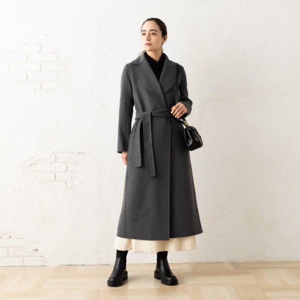 美品★MaxMara★近年モデル★大きめ襟★ベルト付き★チェックウールコート 美品☆MaxMara☆近年モデル☆大きめ襟☆ベルト付き☆チェックウール