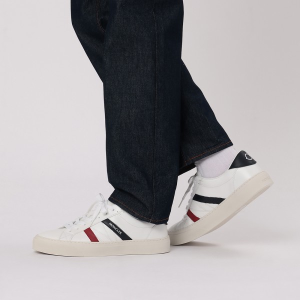 【大人気！】MONCLER☆ホワイトブルーレッドフラットスニーカー 4m71640-002_05.jpg
