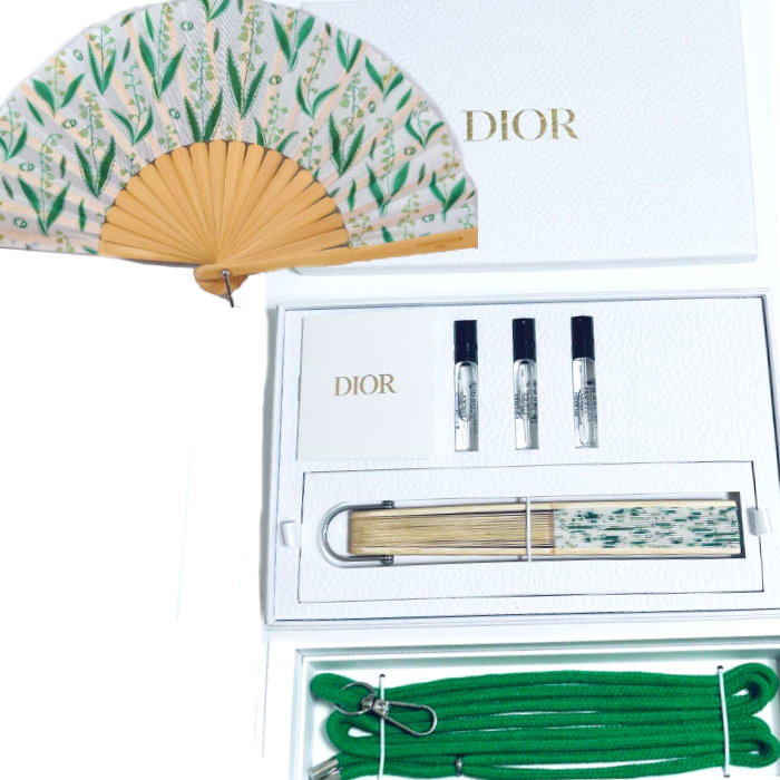 楽天市場】DIOR ディオール 扇子 ディオリヴィエラ 限定 dior-gift-dioriviera コスメ 化粧  ビューティ【新品/未使用/正規品】【売れ筋】 : ＣＵＯＲＥ