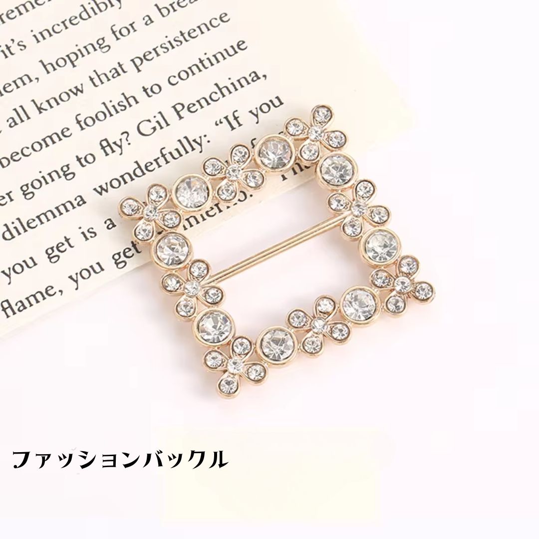 【楽天市場】スカーフ留め具 ラインストーンお花のバックル スクエア 3.8cm：カーリーリボン