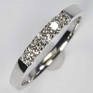 プラチナ ダイヤモンド リング 指輪 ハート＆キューピッド プラチナ・ダイヤモンド0.3ct（H＆C・鑑別書カード付）　５ストーンリング｜キュートジュエリー