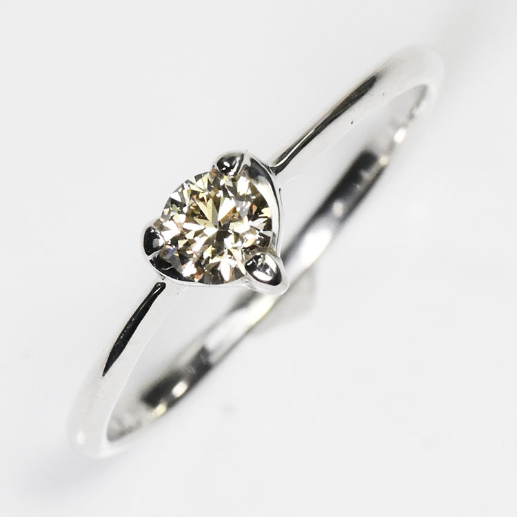 天然ダイヤモンドリング 0.2ct（VSクラス・鑑別書カード付） ハートフレームリング プラチナカラー 婚約指輪 エンゲージリング プロポーズリング 指輪｜キュートジュエリー