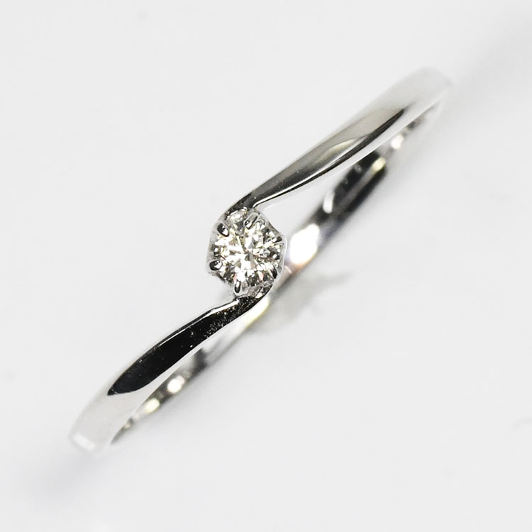 天然ダイヤモンドリング 0.05ct（SIクラス・鑑別書カード付） 一粒ツイストリング プラチナカラー 婚約指輪 エンゲージリング プロポーズリング 指輪 6本爪 ティファニー爪｜キュートジュエリー