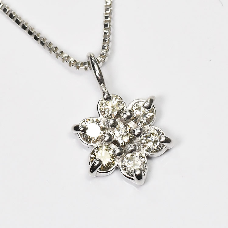 【侍ダイヤモンド】ダイヤモンド0.3ct フラワーネックレス H&C G~Iカラー VS~SIクラス プラチナカラー ダイヤモンドネックレス 「セブンフラワー」