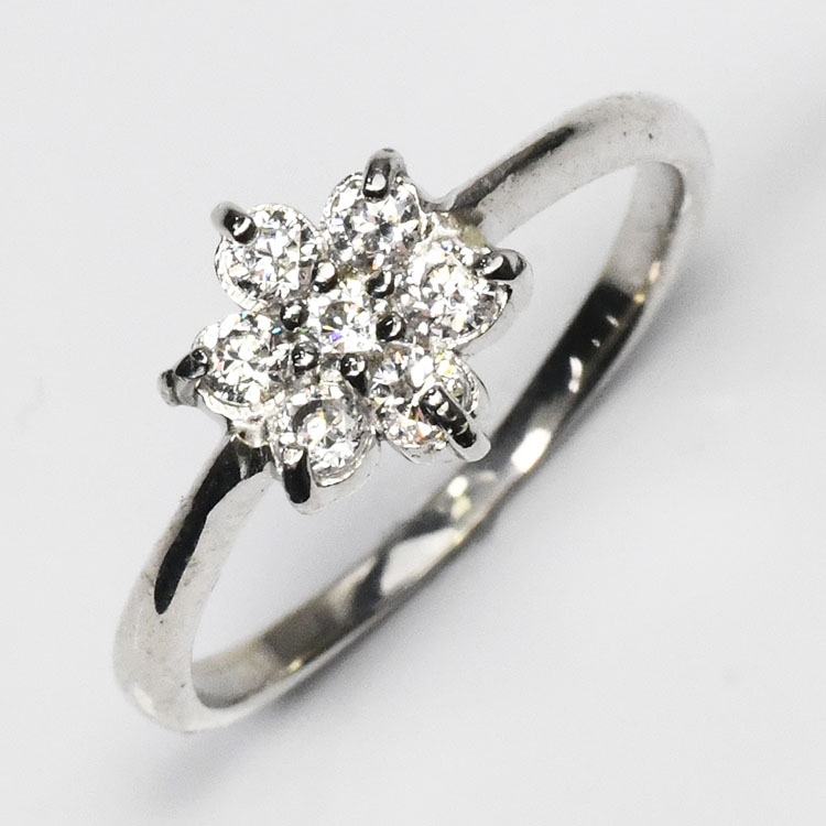 プラチナ ダイヤモンド0.3ct 7石フラワーリング H&C 鑑別書カード付 ハート&キューピッド VS~SIクラス 高グレード 天然ダイヤモンド プラチナダイヤモンドリング Pt900|キュートジュエリー