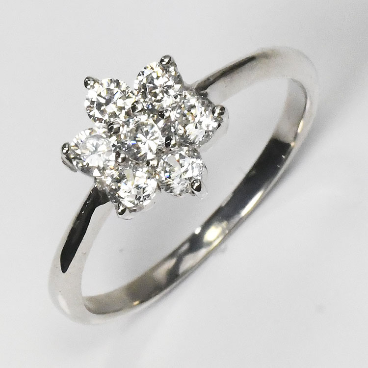 プラチナ ダイヤモンド0.5ct 7石フラワーリング H&C 鑑別書カード付 ハート＆キューピッド VS～SIクラス 高グレード 天然ダイヤモンド プラチナダイヤモンドリング Pt900