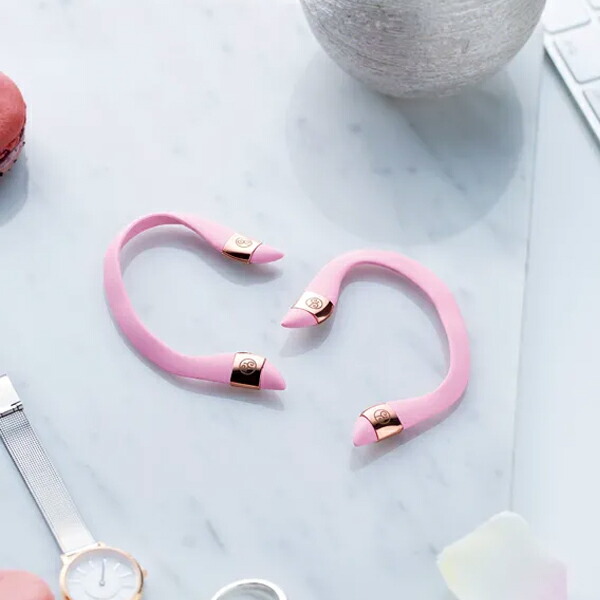 【新品】Qutto up Beauté 美顔器 ピンク Qoo10] Quadthera 【 水玉 超音波 美顔器 】【クアッドセ