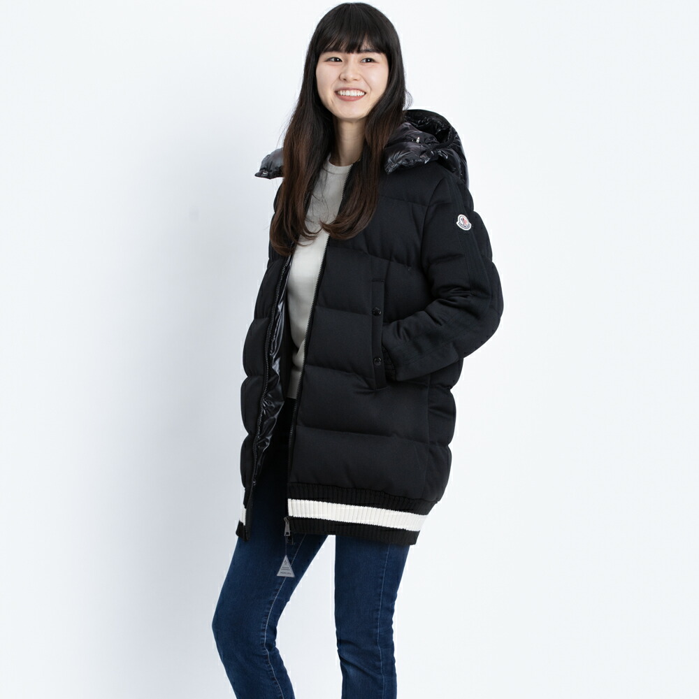楽天市場 モンクレール ダウン レディース ダウンジャケット Moncler サイズ1 ブラック ジップアップ ジャンパー オーバーサイズ Harfang Giubbotto 9b5 999 フード付 袖ロゴ 防寒着 送料無料 Zokzok楽天市場店