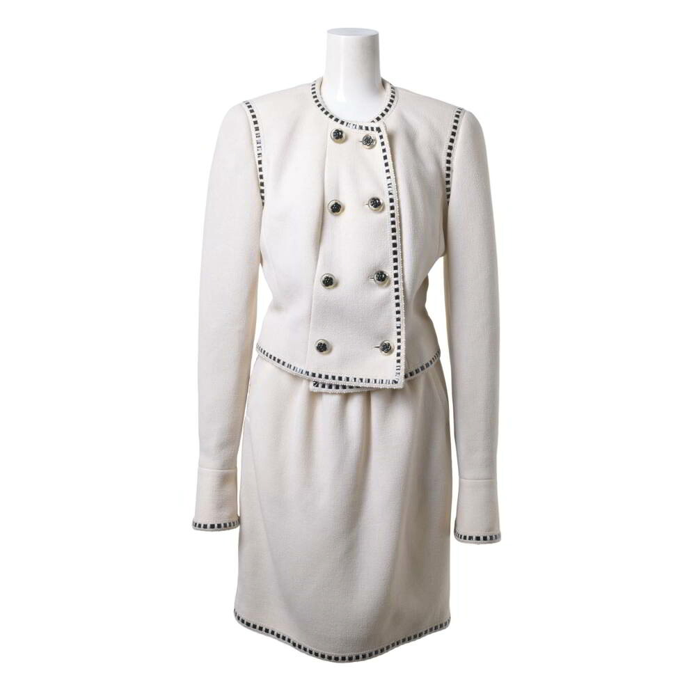CHANEL 1992 ヴィンテージ ツイード カメリア ボタン トリム セットアップ - ライトベージュ シャネル 【中古】｜CYCLE HEARTS店