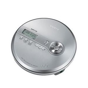 最新デザインの ポータブルcdプレーヤー Cdウォークマン 1月1日限定 エントリーで全品最大ｐ28倍 Sony N241 D Ne241 S シルバー Www Wbnt Com