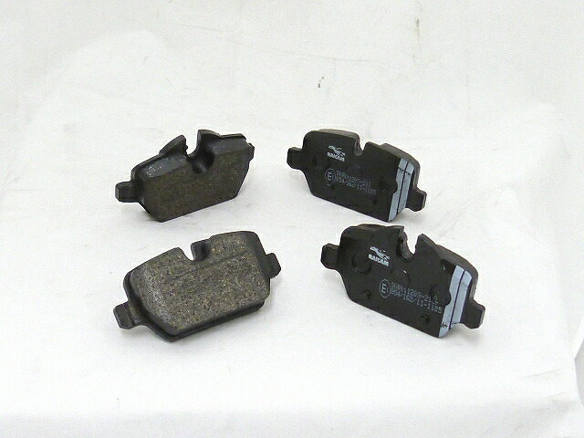 BMW リアブレーキパッド 優良品（社外品） 1シリーズ（E81/87)・3シリーズ（E90/92） 11,418円