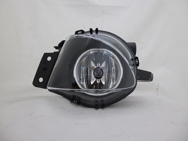 BMW 優良品 ZKW フォグランプ 左 3シリーズ(E90) 純正品番:63176948373