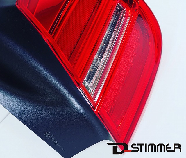 Mercedes-Benz メルセデス・ベンツ 純正 テールランプ 右側 W156 GLAクラス 純正品番:1569062058