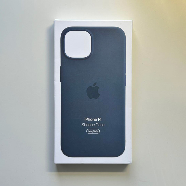 【楽天市場】Apple アップル 純正 iPhone 14 Pro レザーケース 
