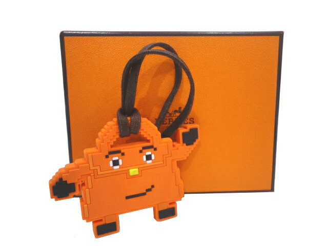 楽天市場 新品同様品 Hermes エルメス ケリードールチャーム ラバー オレンジ ノベルティ 銀座限定 バッグチャーム アクセサリー レディース 女性用 レア 希少 ブランド プレゼント ギフト 大貴 Daiki