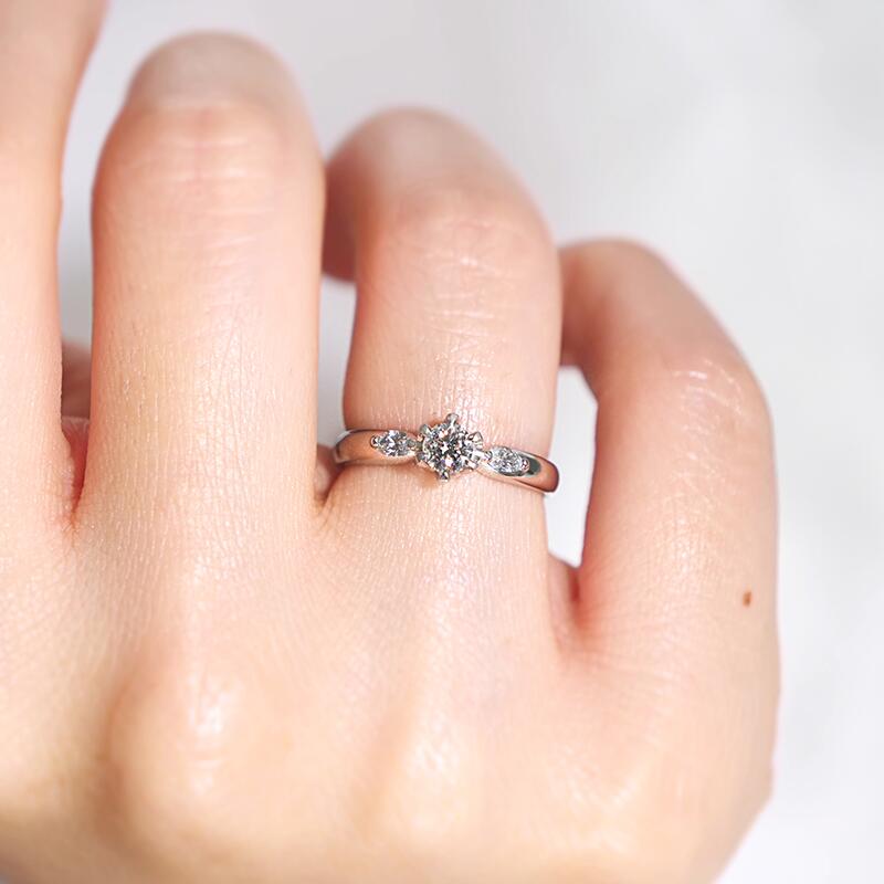婚約指輪 エンゲージリング (品質保証書付き) ダイヤモンドリング