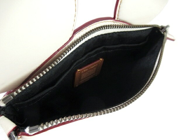 Coach コーチ バッグ ポーチ ディズニーコラボ アイボリー カーフ 436 中古 大黒屋 Butlerchimneys Com