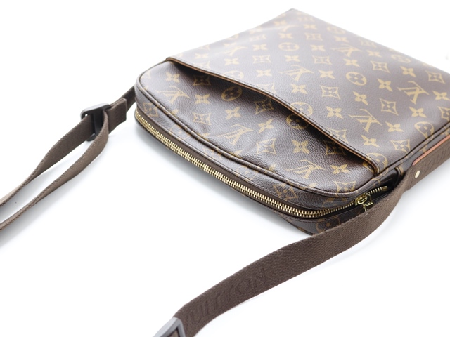 LOUIS VUITTON ルイヴィトン M97037 モノグラム ショルダーバッグ 男女