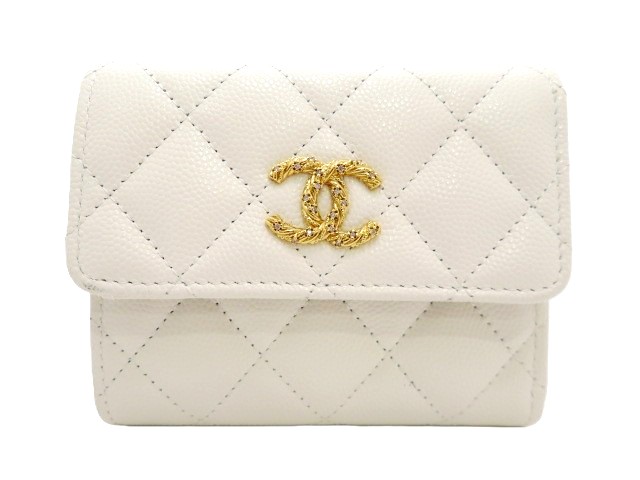 CHANEL シャネル マトラッセ スモール ウォレット AP5076 三つ折り金入れ キャビアひと肌 白いこと レディース【中古】【473】