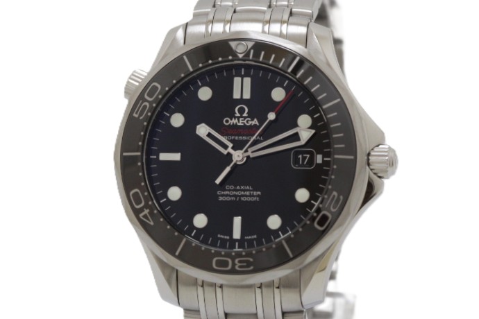OMEGA ゼロ シーマスター ダイバー300M・コーアクシャル 212.30.41.20.01.003 ウォッチ 御覧なさる  SS ステンレス鋼スチール写真 自動小銃一巻き 黒いこと文字記号盤 メンズ【中古】460
