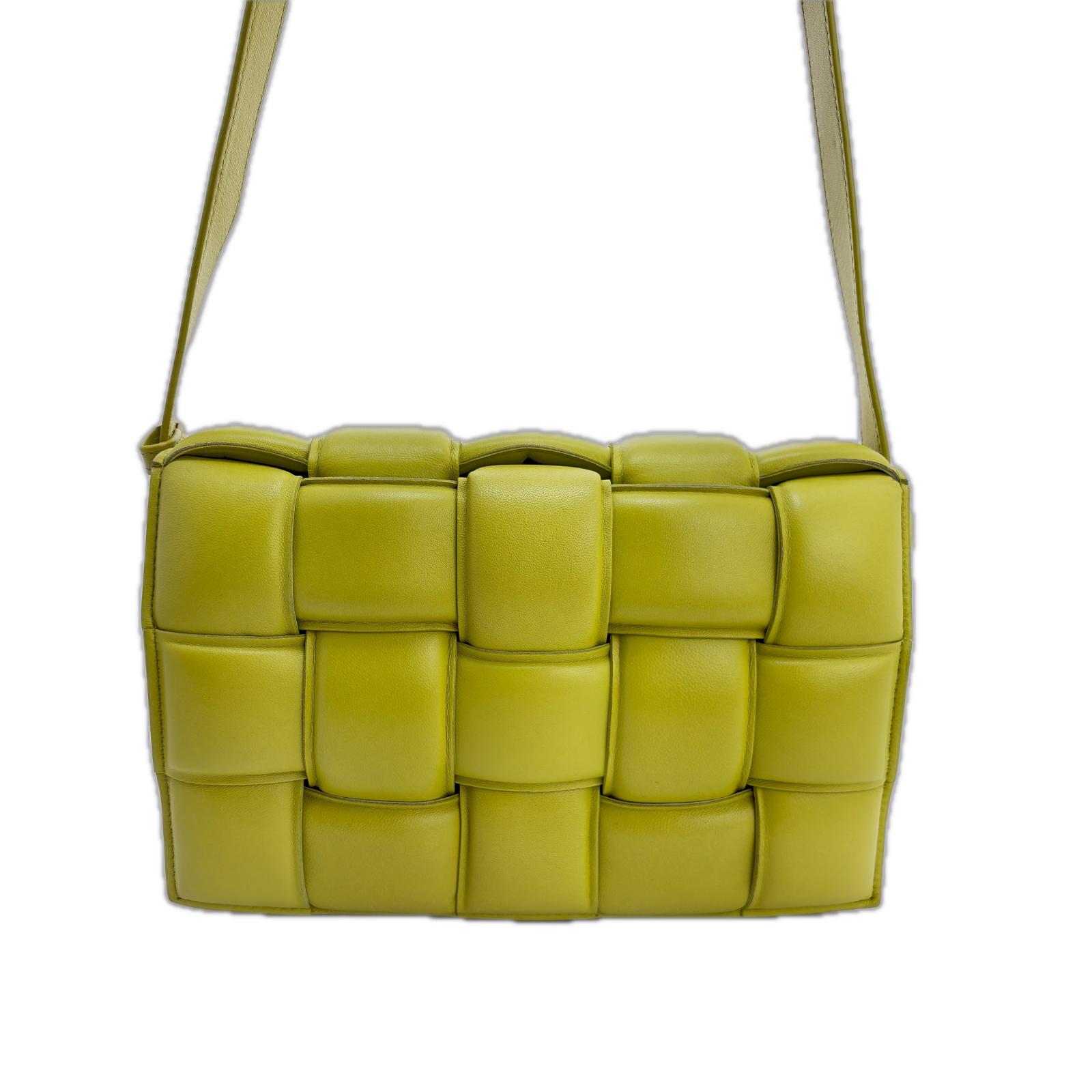 BOTTEGAVENETA ボッテガヴェネタ パデットカセット ショルダーバッグ イエロー レザー ショルダーバッグ レディース 2148104154446 【中古】 200|質屋 大黒屋
