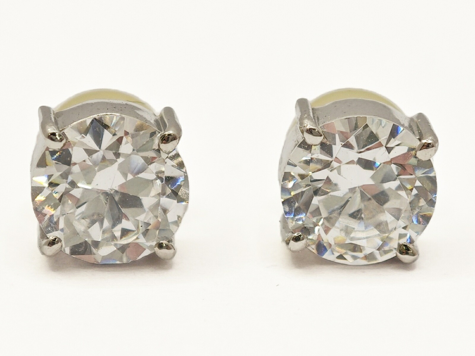 JEWELRY ジュエリー PT850/K18/クリスタル/2.5g ピアス Pt850プラチナ Pt850/K18ゴールド K18/クリスタル シルバー レディース【中古】471｜質屋　大黒屋 29,880円