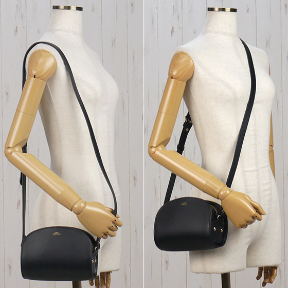 楽天市場 A P C アーペーセー ショルダーバッグ Pxawv F61392 Demi Lune Mini ハーフムーン ミニ Noir Daily 3