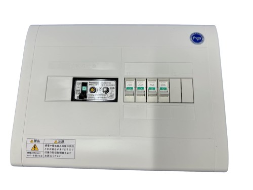 パナソニック(Panasonic) スッキリパネル スタンダード ヨコ1列タイプ 単2 4+2 30A BQWB82342