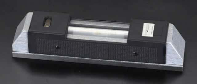 エスコ ESCO 【個人宅不可】 200mm（0.04mm/m） 精密レベル EA735M-40B [2-0804784]