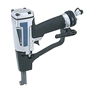 Image of Makita AG125 pneumatic nail driver