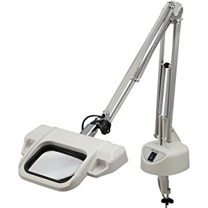 オーツカ光学 【個人宅不可】 照明拡大鏡 オーライト3型 2× O-LIGHT3 2X [917-913012] 38,795円