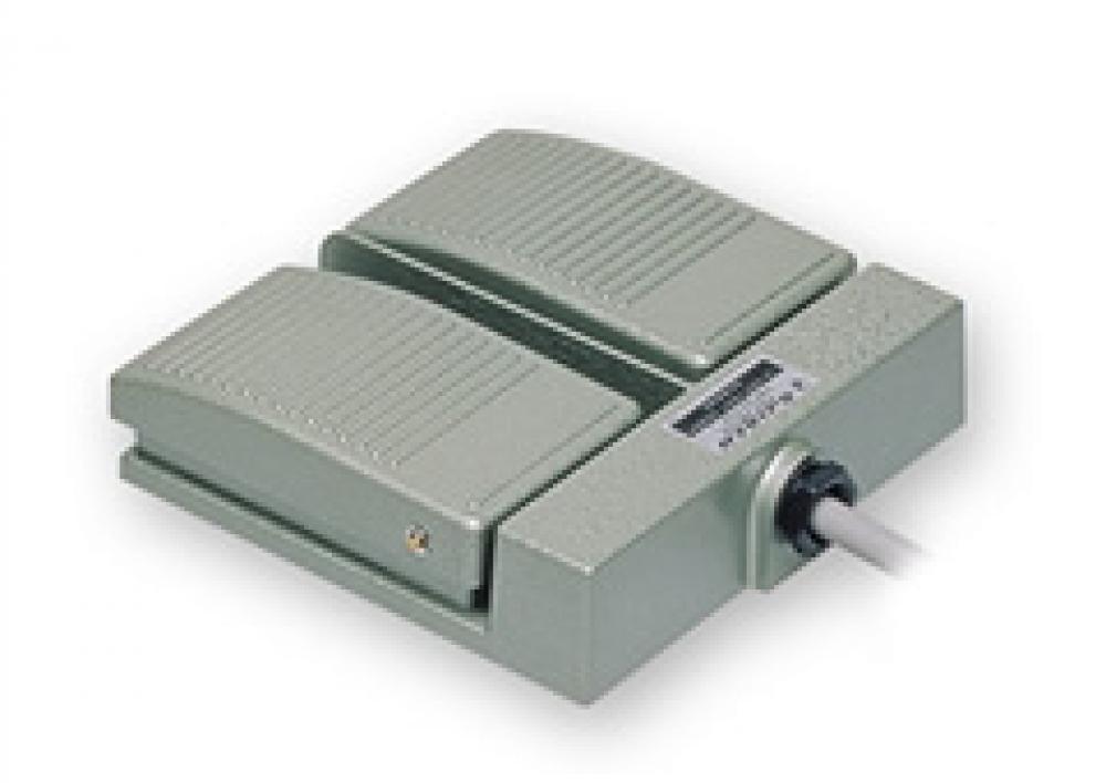 大阪自動電機 オジデン フットスイッチ アルミダイカスト製ミニ形 電気定格6A-250VAC OFL-TV-S3 [921-860185]｜ＤＡＩＳＨＩＮ工具箱　店