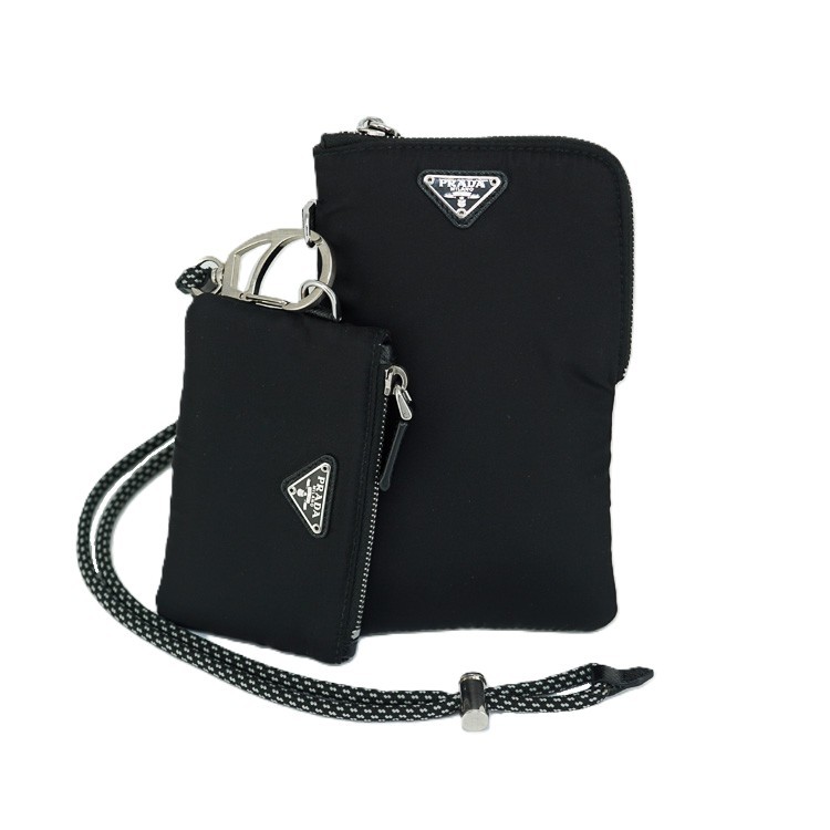 【極美品】PRADA フォンケース スマホケース ショルダーバッグ ネックポーチ コインケース 2TT091 テスート ナイロン NERO ブラック ブランド小物 プラダ 6126169m【中古】