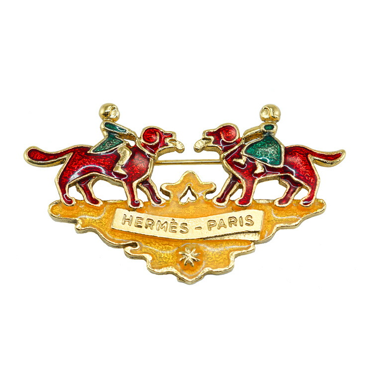 美品✨ エルメス HERMES ブローチ　バッチ　バッジ 七宝焼 少女と犬 美品✨ エルメス HERMES ブローチ バッチ バッジ 七宝焼 少女と犬