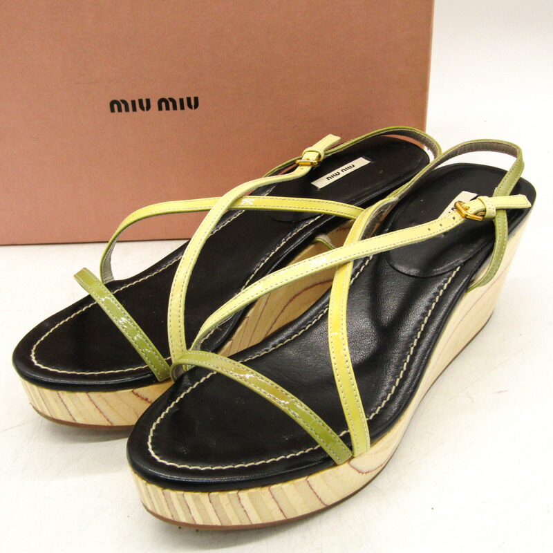 MIUMIU　チャンキーヒールサンダル スエード 黒 ビジュークリスタル miu 未使用 MIUMIU ミュウミュウ クリスタル装飾 チャンキー