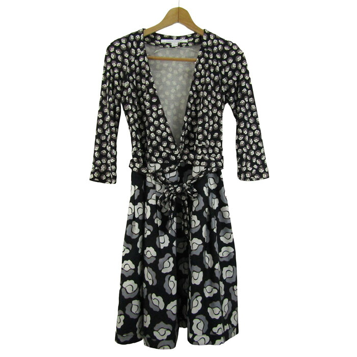 ダイアンフォンファステンバーグ 衣装 7分袖 絹地 トップス 黒 レディース 黒いこと DIANE VON FURSTENBERG 【中古】