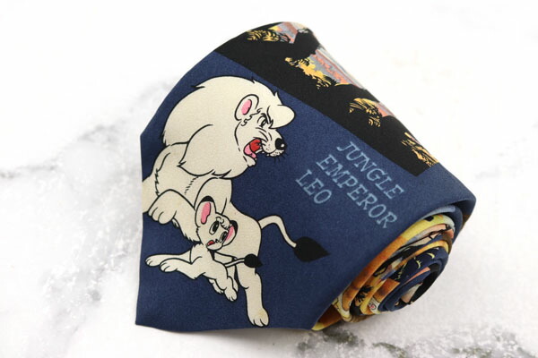 楽天市場 ジャングル大帝 レオ Jungle Emperor Leo キャラクター柄 パンジャ アニメ グッズ シルク キャラクター柄 ネイビー シルク ブランド ネクタイ 送料無料 中古 良品 大特価屋