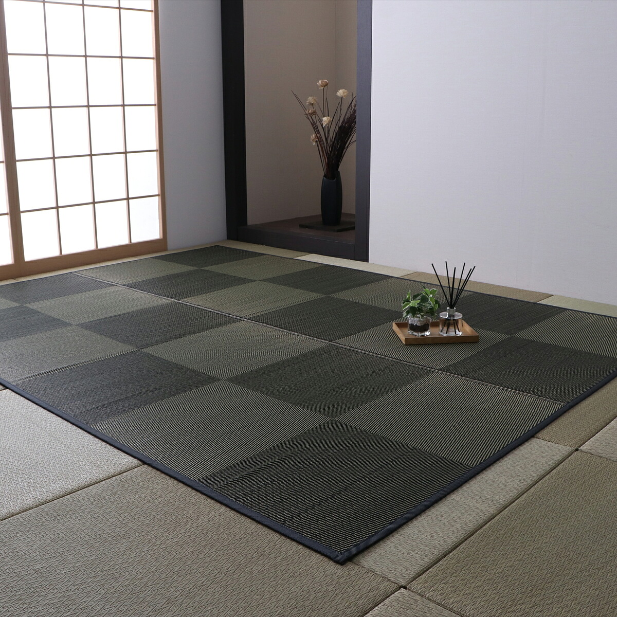 【I】【代引不可】イケヒコ 国産い草ラグカーペット DXノア ブラック 140×200cm 和モダン 抗菌防臭 8242200【北海道・沖縄・離島不可】|ダイユーエイト店