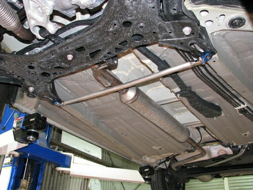 クロスビー モノコックバー MN71S 2WD 17/12- フロントモノコックバー カワイワークス (SZ0830-MOF-00｜カー用品　カスタムハウス 10,339円