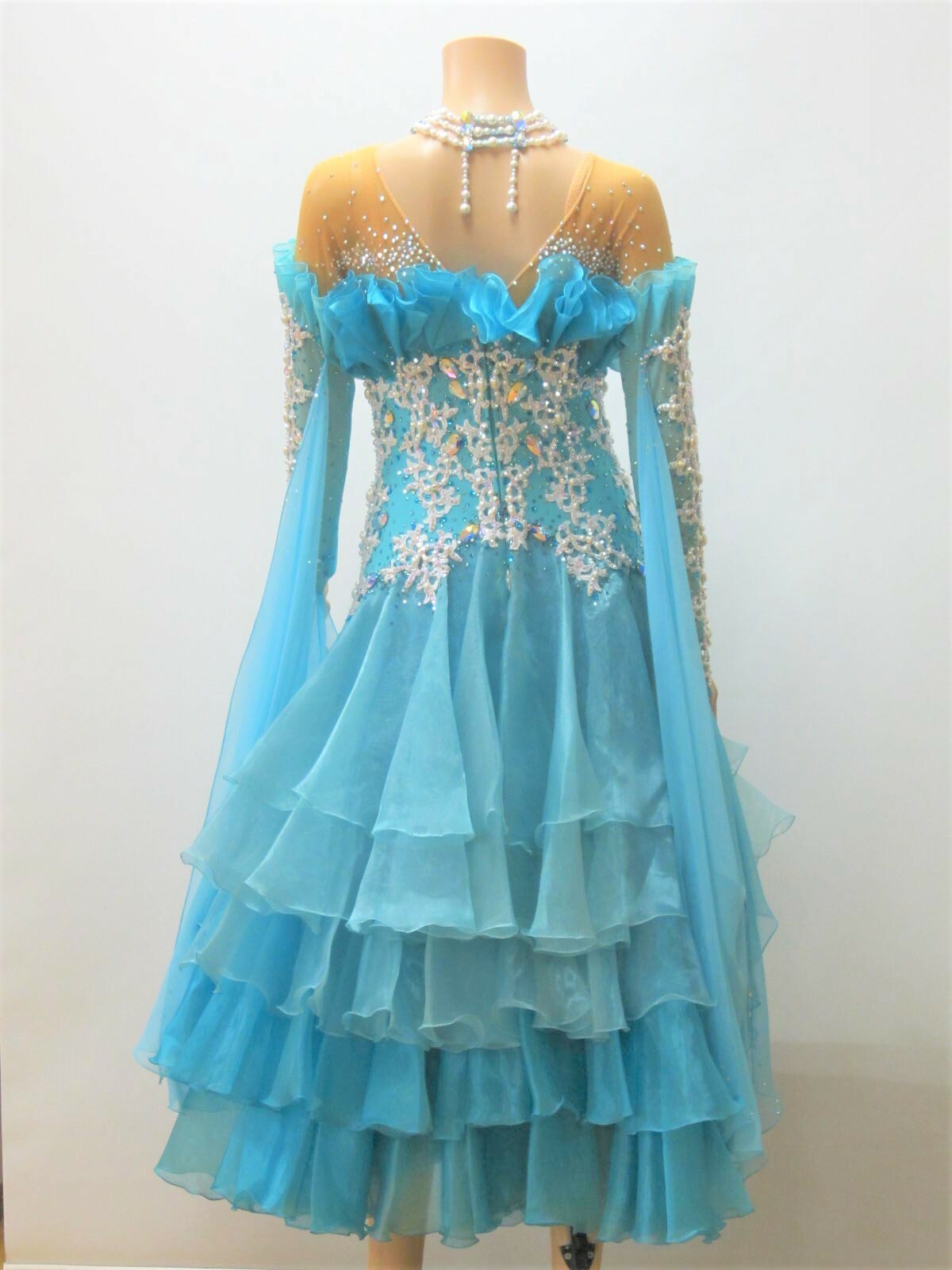 楽天市場】【中古】社交ダンス スタンダードドレス S-0098 : ダンス