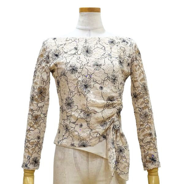 【新入荷】JOAN ハリスパン プリントレーストップス 12105-B Mサイズ Lサイズ アイボリー 社交ダンス 衣装 レッスン 華やか レディーストップス 女性練習着 レッスンウエア Tシャツ カットソー フラワープリント バックル付き メッシュ｜ダンスショップグレース店