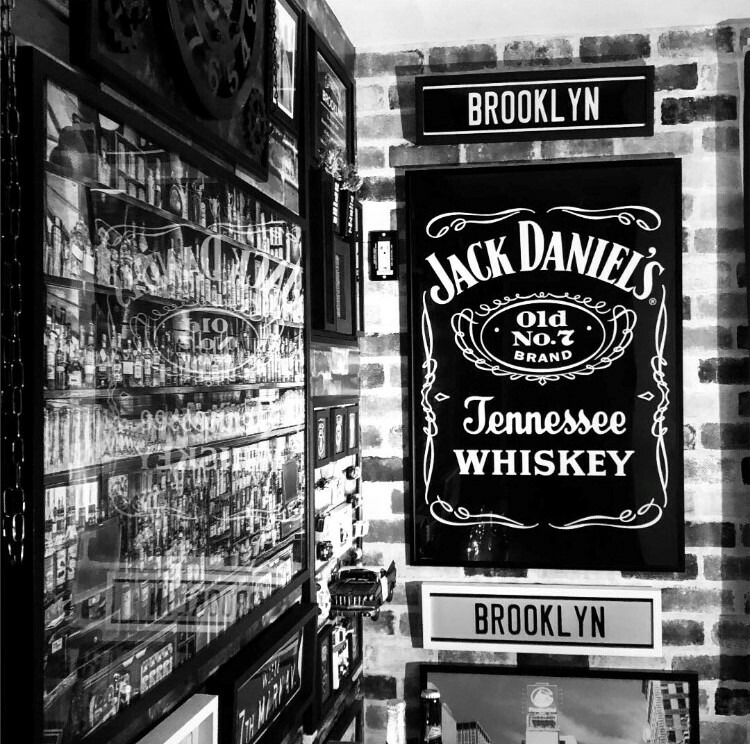 楽天市場】｢JACK DANIEL'S｣正規ライセンス 超超大型アートポスター(額