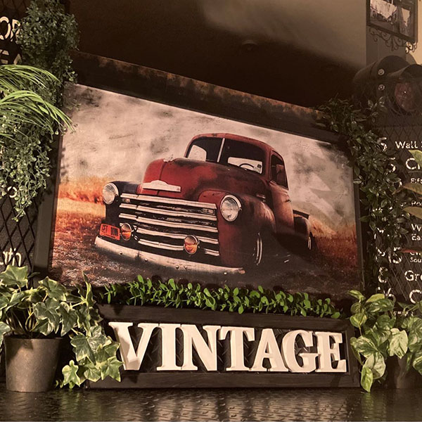 ｢Chevrolet 3100 A RUINED TRUCK｣超大型アートパネル(額入り) ブルックリン 男前インテリア アメリカンビンテージ カフェインテリア アートパネル オールドアメリカン アメリカンカジュアル アメリカンカントリー レトロアメリカン ヴィンテージ DandyLifeSpace｜Dandy Life Space 店