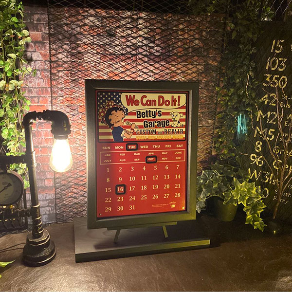 ｢Betty Boop｣!! ライセンスメタルカレンダー＆専用アートパネル!! アメリカンビンテージ カフェインテリア レトロアメリカン アートパネル アメリカンダイナー ライセンス公認 オールドアメリカン DINDR ディスプレイパネル 店舗展示品 店舗住宅 DandyLifeSpace