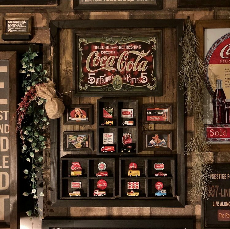 永久保存版 Coca Cola Classic ミニチュアカーコレクション アメリカンカントリー アメリカンビンテージ カフェインテリア オールドアメリカン アメリカンアンティーク アートパネル コカコーラ雑貨 コカコーラグッズ アメリカンダイナー Dandylifespace Lojascarrossel