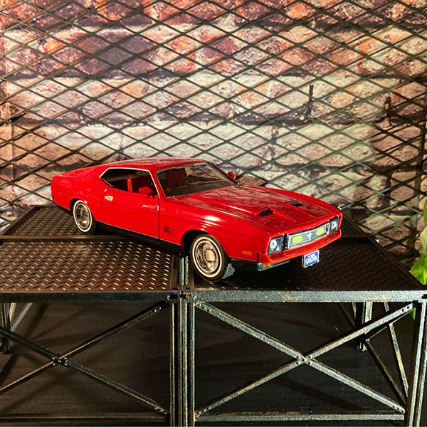 映画007!! ｢ダイヤモンドは永遠に｣!! Ford Mustang Mach 1!! 男前インテリア オールドアメリカン アメリカンカジュアル ガレージインテリア ダイキャストミニカー MUSTANG ボンドカー 店舗什器 店舗展示品 FORDフォード マスタング 007 DandyLifeSpace