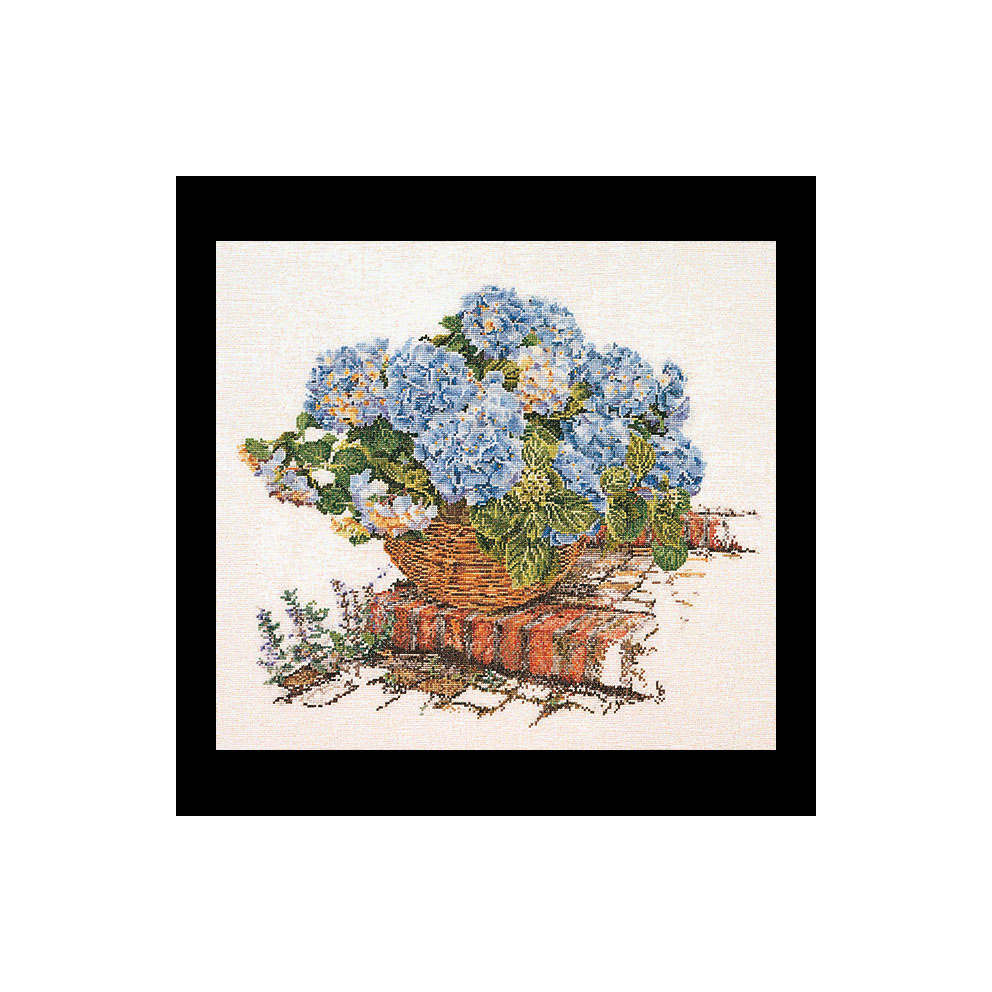 テア グーベルヌール 差し交わす縫い目刺しゅう一揃いの道具 【Blue Hydrangea 】中級者ー上級者方位 ☆お取り寄せ一揃いの道具（納期は30-90日度合い）