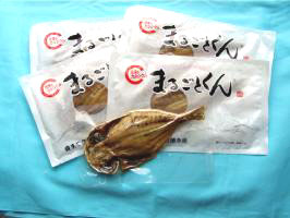 楽天市場 まるごとくん かます カマス10枚入り 噛める食材シリーズ人気1番商品 チンするだけで秒 魚嫌い な子供達 おばあちゃんのカルシウム補給にも 骨まで食べられる焼き魚 骨まで愛して ダンケできれい